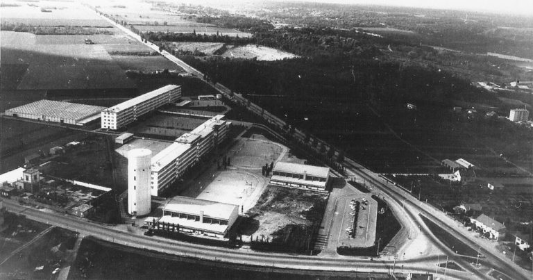 1961 - Lycée de Corbeil-Essonnes - vue aérienne1
