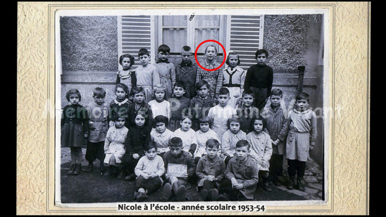 Photo de classe à Corbeil-Essonnes - Année scolaire 1953-54